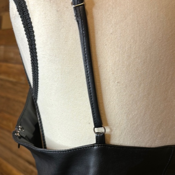 Black Peplum Leather Look Top medium Forever 21 - Picture 4 of 6